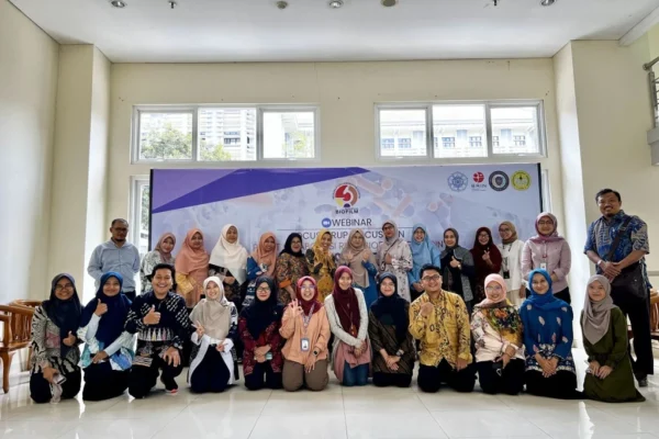 Kolaborasi Riset Prompt Engineering AI antara Feedloop dan Unpar